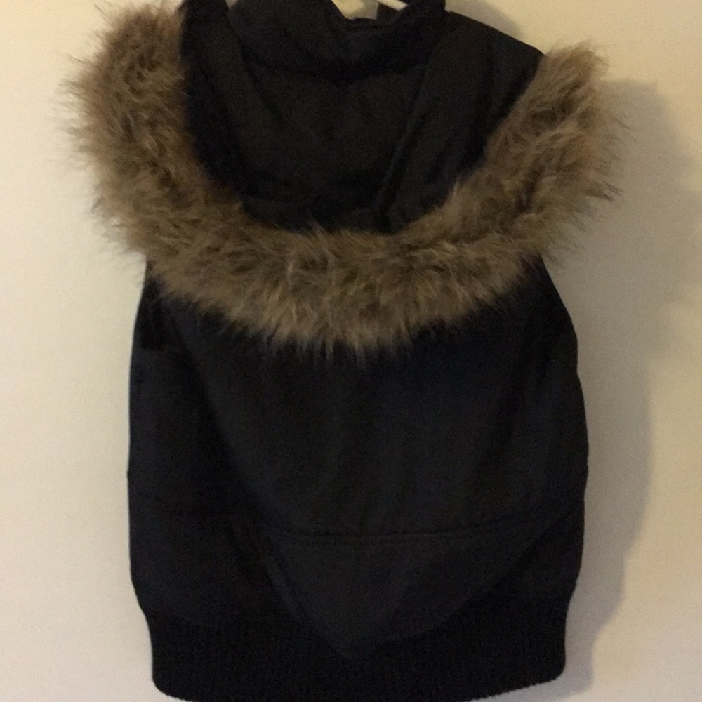 Express Vest - Picture 2 of 4